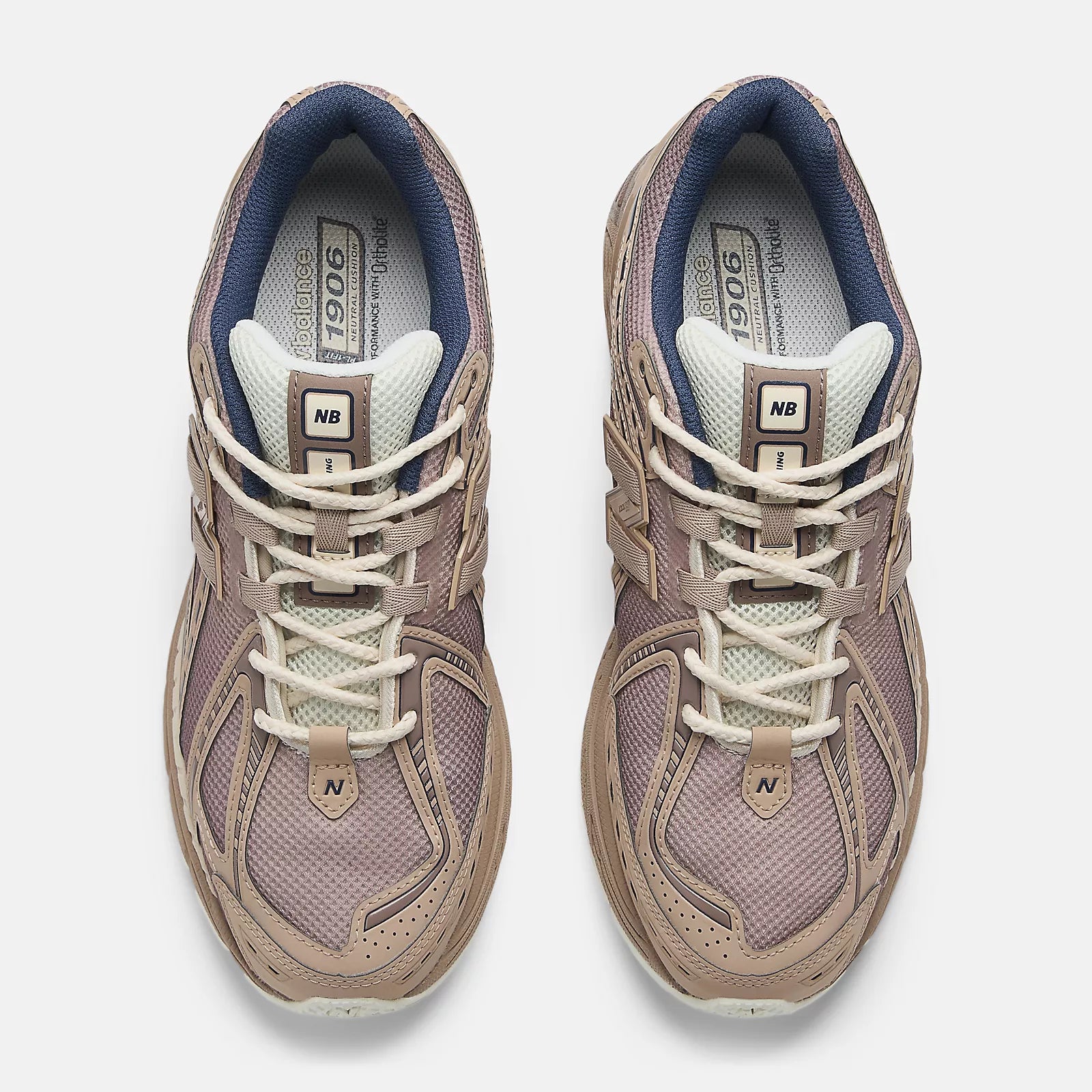 1906R Shoes